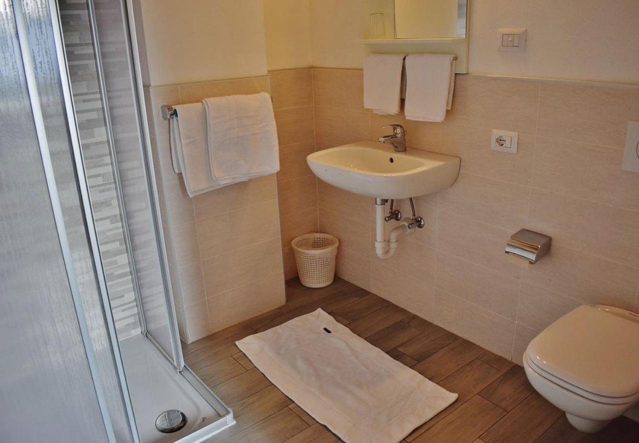 Hotel Zum Rossl Anterivo Ngoại thất bức ảnh